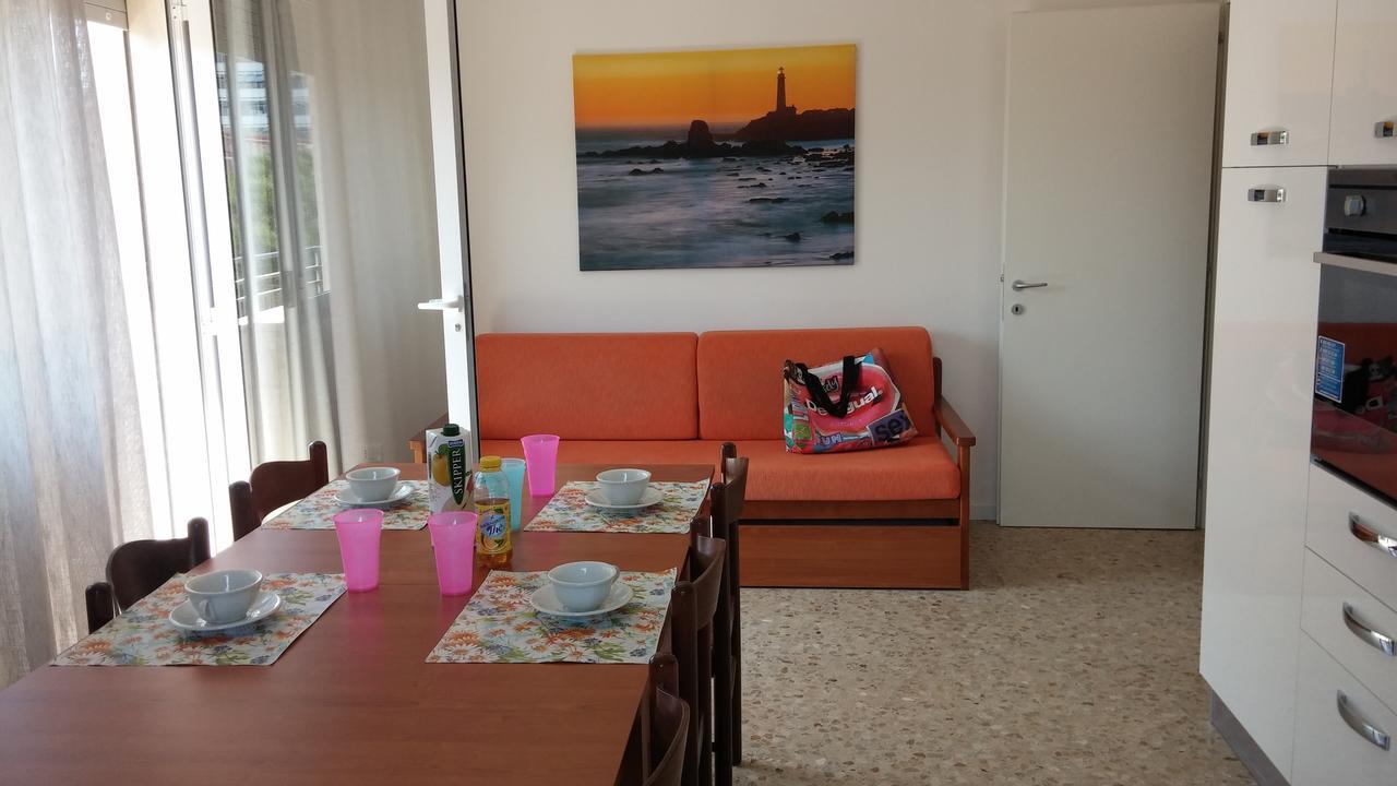 Residence Condominio Roma Ераклеа Маре Екстериор снимка